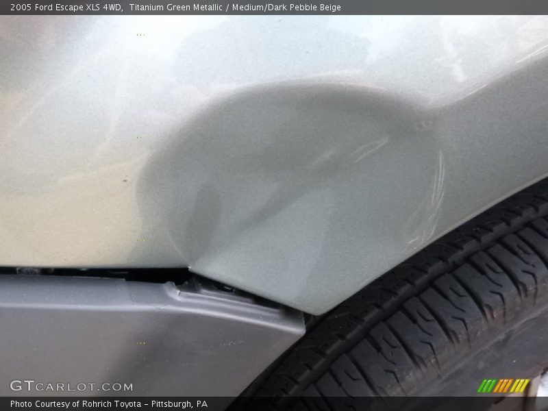 Titanium Green Metallic / Medium/Dark Pebble Beige 2005 Ford Escape XLS 4WD