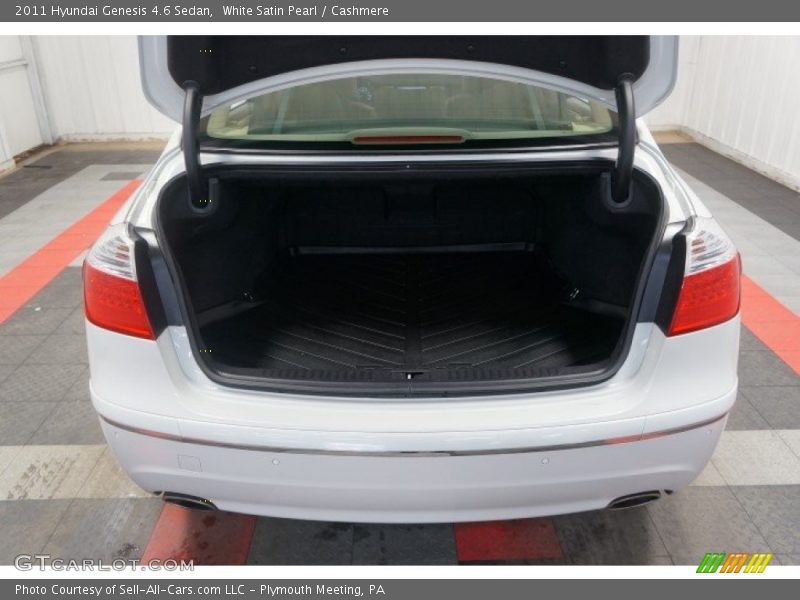 White Satin Pearl / Cashmere 2011 Hyundai Genesis 4.6 Sedan