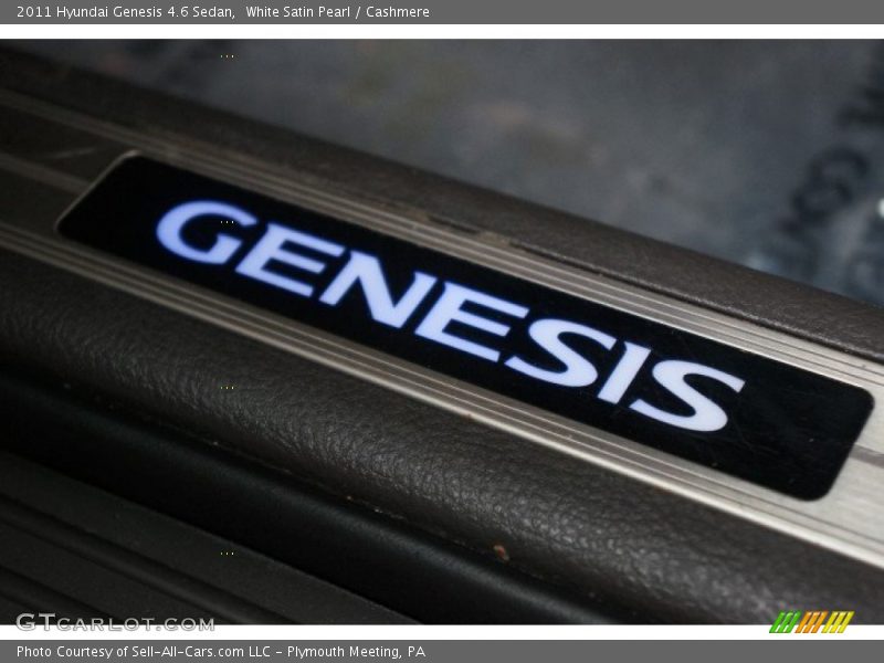 White Satin Pearl / Cashmere 2011 Hyundai Genesis 4.6 Sedan