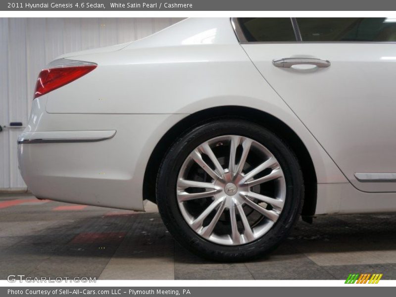 White Satin Pearl / Cashmere 2011 Hyundai Genesis 4.6 Sedan