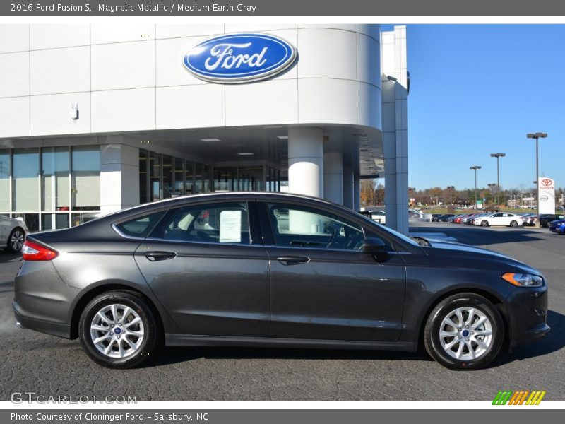  2016 Fusion S Magnetic Metallic