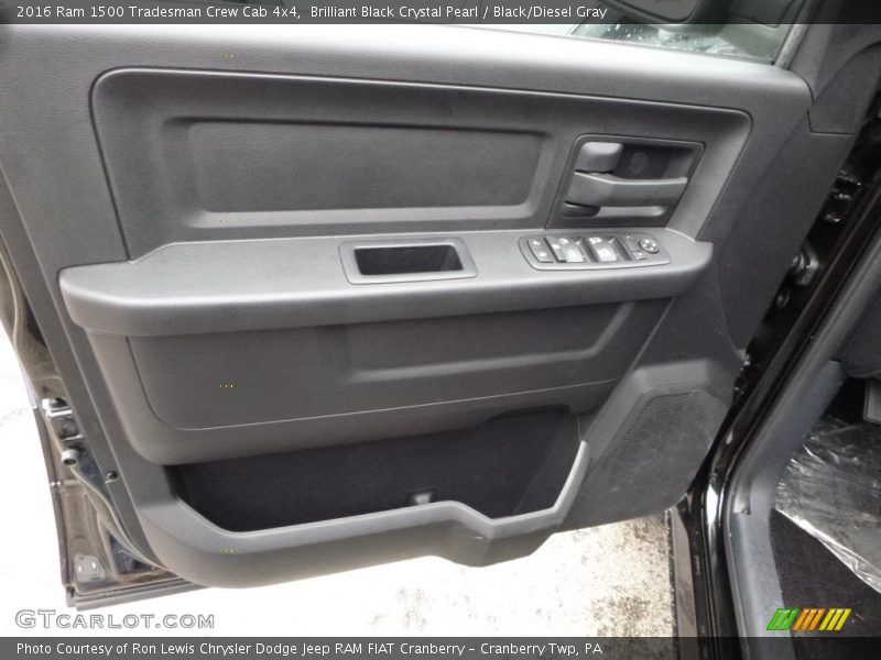 Brilliant Black Crystal Pearl / Black/Diesel Gray 2016 Ram 1500 Tradesman Crew Cab 4x4