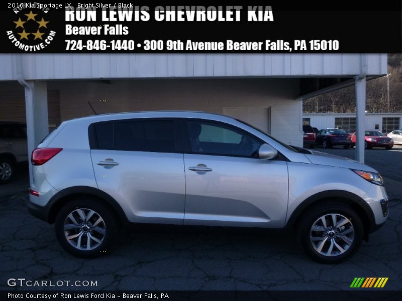 Bright Silver / Black 2016 Kia Sportage LX