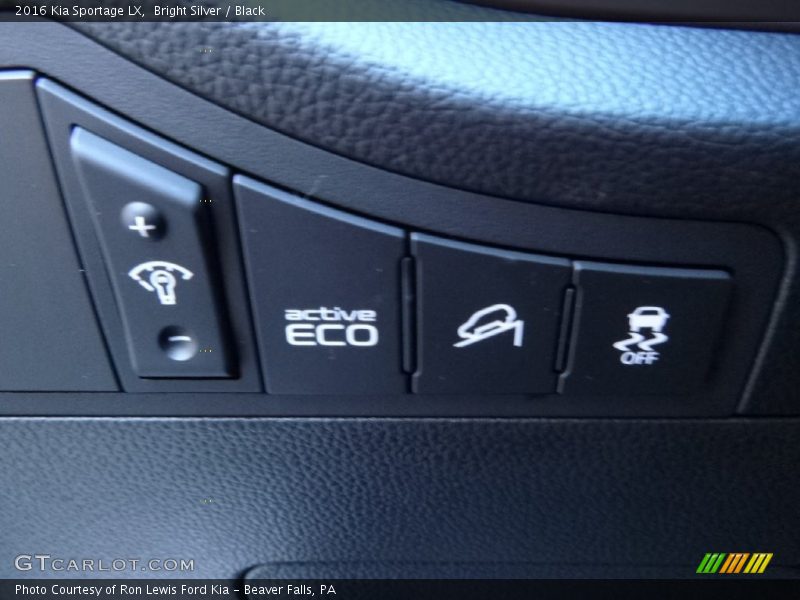 Bright Silver / Black 2016 Kia Sportage LX