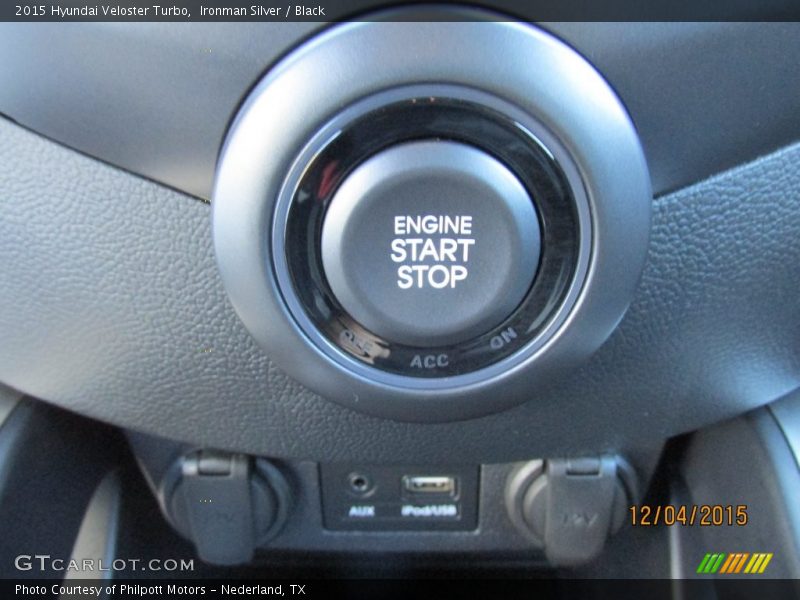 Ironman Silver / Black 2015 Hyundai Veloster Turbo