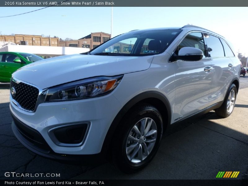 Snow White Pearl / Satin Black 2016 Kia Sorento LX V6 AWD