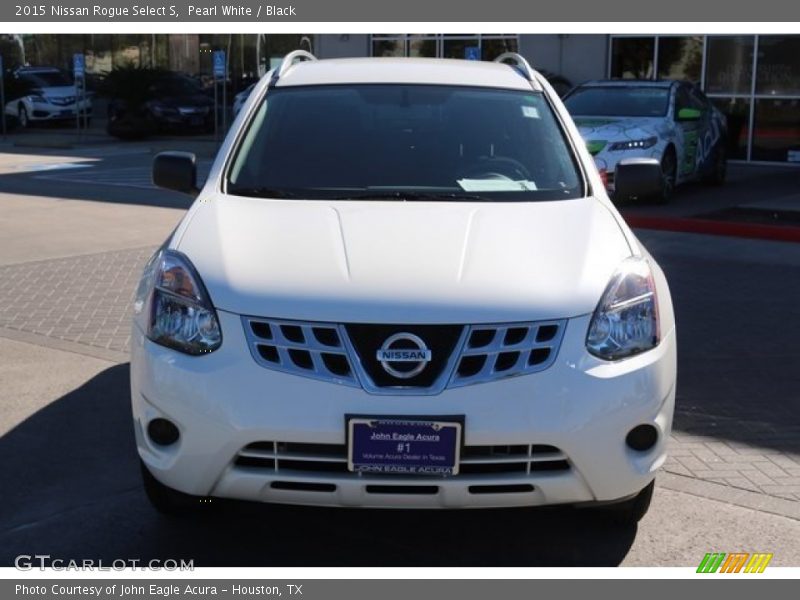 Pearl White / Black 2015 Nissan Rogue Select S