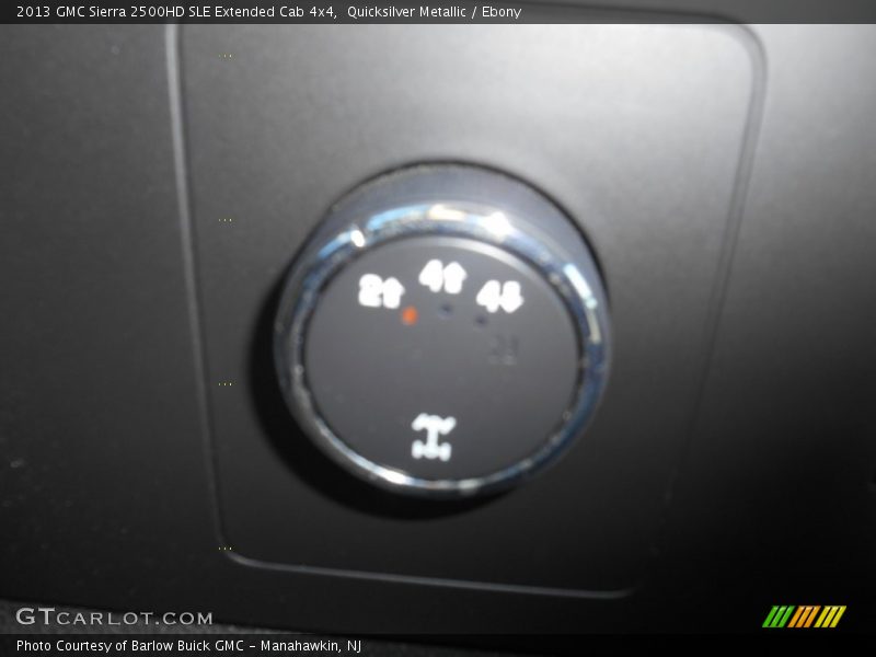 Quicksilver Metallic / Ebony 2013 GMC Sierra 2500HD SLE Extended Cab 4x4