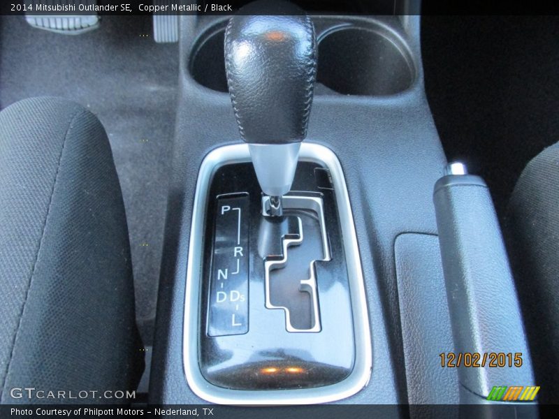 Copper Metallic / Black 2014 Mitsubishi Outlander SE