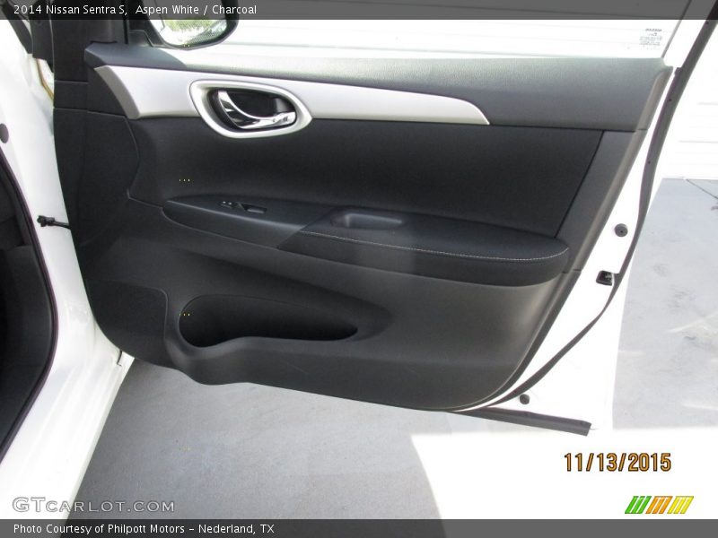 Aspen White / Charcoal 2014 Nissan Sentra S