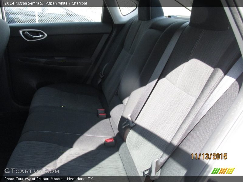 Aspen White / Charcoal 2014 Nissan Sentra S