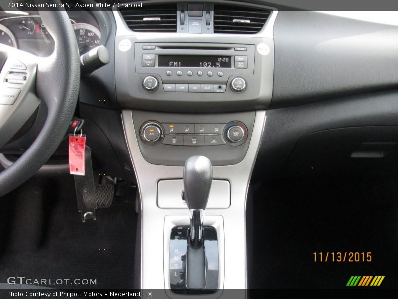 Aspen White / Charcoal 2014 Nissan Sentra S