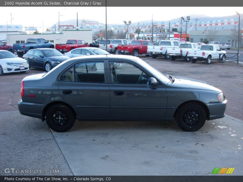 Charcoal Gray / Gray 2002 Hyundai Accent GL Sedan