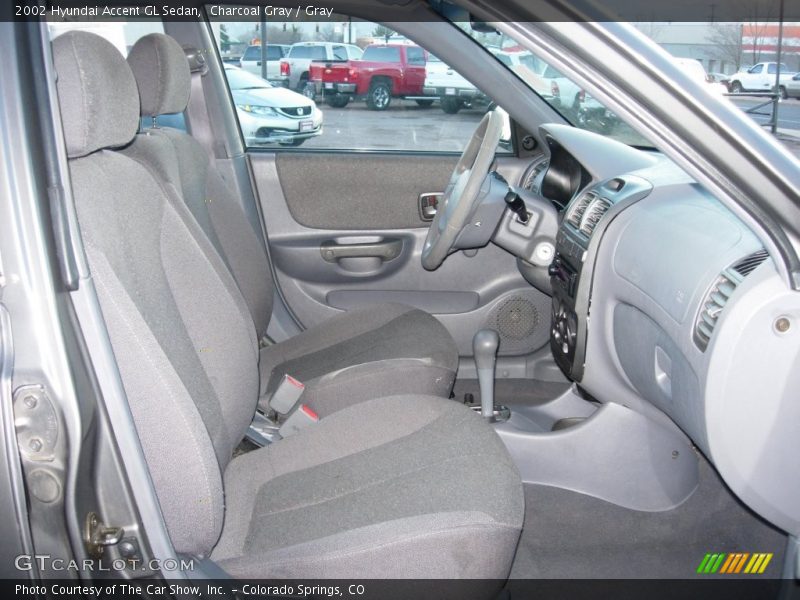 Charcoal Gray / Gray 2002 Hyundai Accent GL Sedan