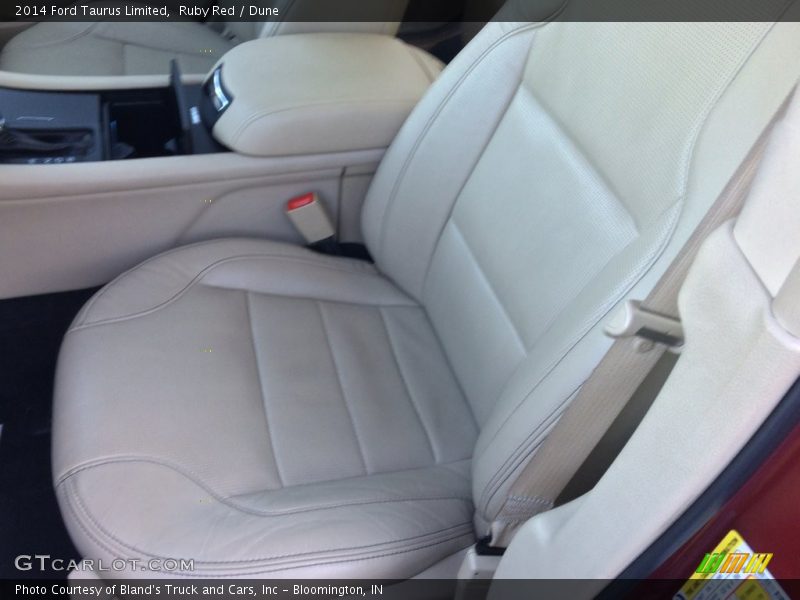 Ruby Red / Dune 2014 Ford Taurus Limited