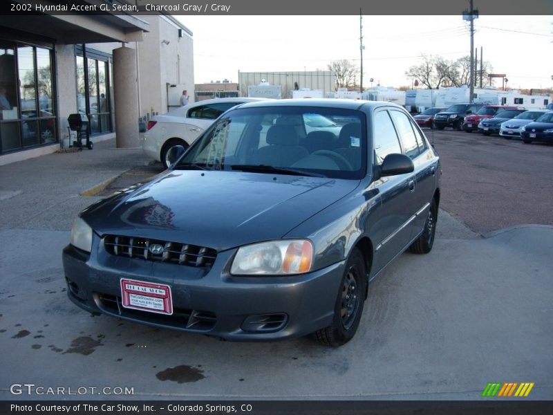 Charcoal Gray / Gray 2002 Hyundai Accent GL Sedan