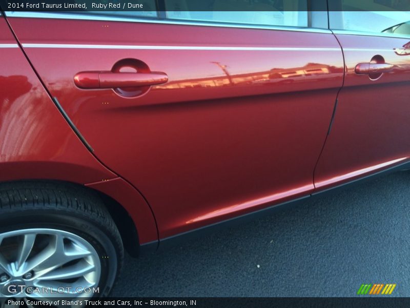 Ruby Red / Dune 2014 Ford Taurus Limited
