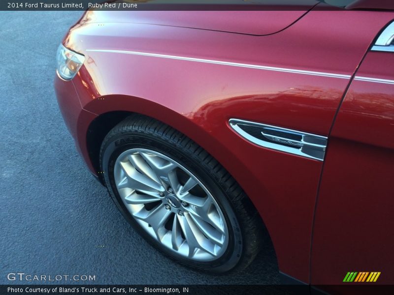 Ruby Red / Dune 2014 Ford Taurus Limited
