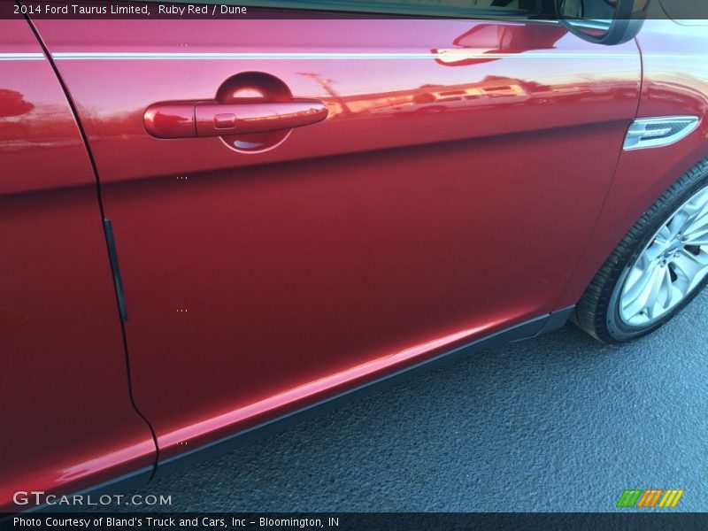 Ruby Red / Dune 2014 Ford Taurus Limited