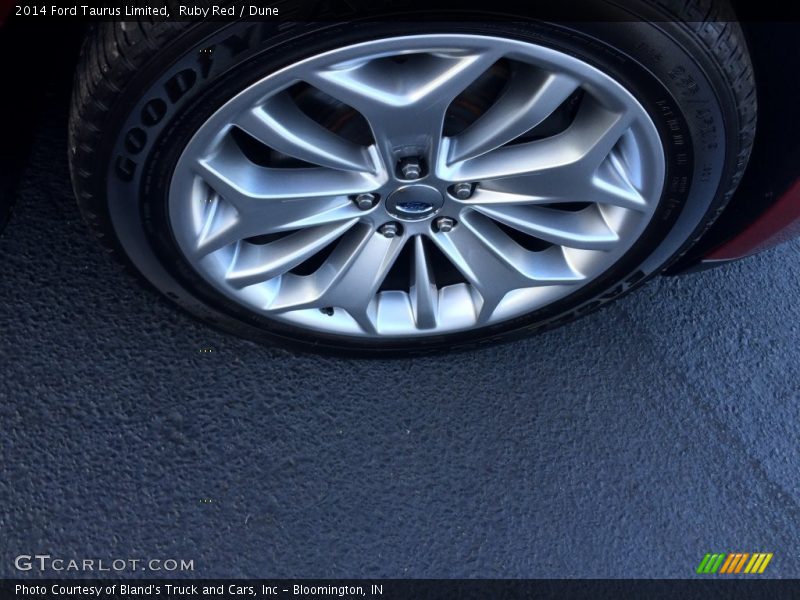 Ruby Red / Dune 2014 Ford Taurus Limited