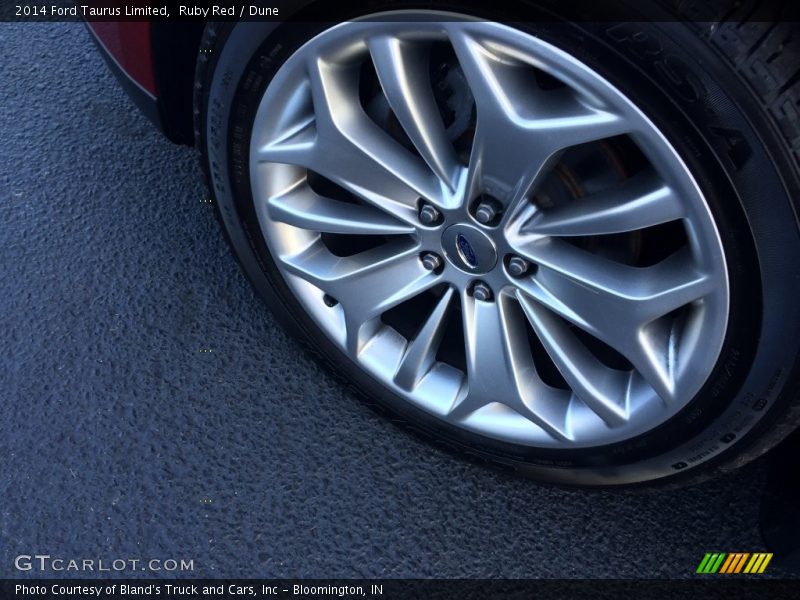 Ruby Red / Dune 2014 Ford Taurus Limited