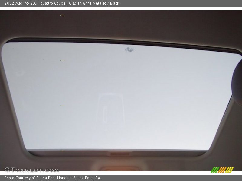 Glacier White Metallic / Black 2012 Audi A5 2.0T quattro Coupe