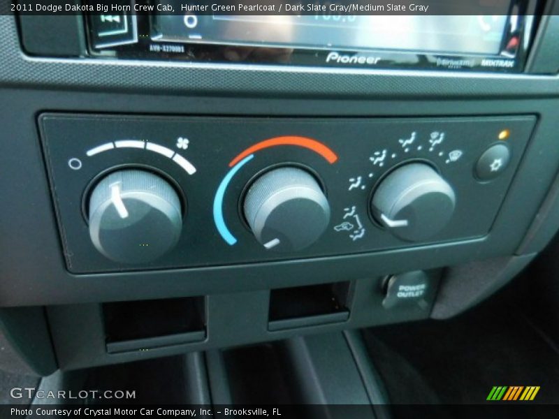 Hunter Green Pearlcoat / Dark Slate Gray/Medium Slate Gray 2011 Dodge Dakota Big Horn Crew Cab