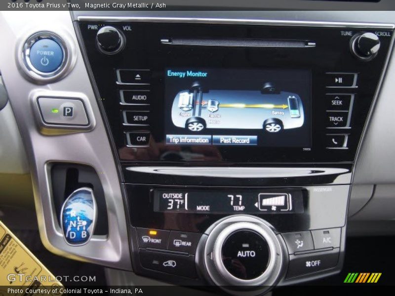 Magnetic Gray Metallic / Ash 2016 Toyota Prius v Two