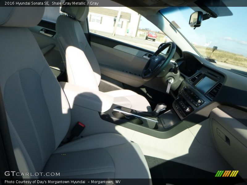 Shale Gray Metallic / Gray 2016 Hyundai Sonata SE