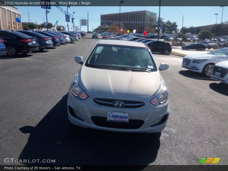 Misty Beige / Beige 2016 Hyundai Accent SE Sedan