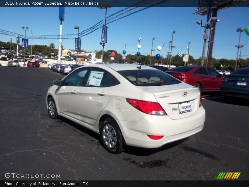 Misty Beige / Beige 2016 Hyundai Accent SE Sedan