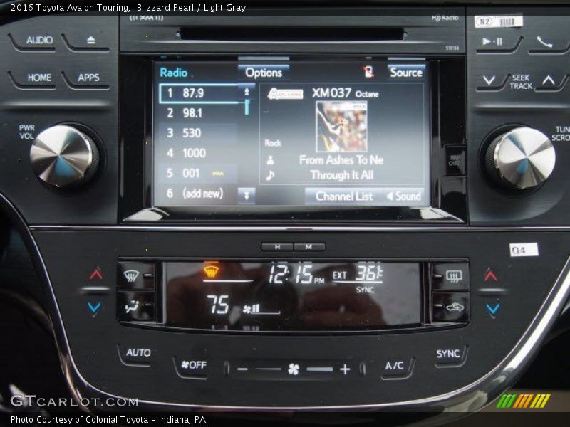 Controls of 2016 Avalon Touring