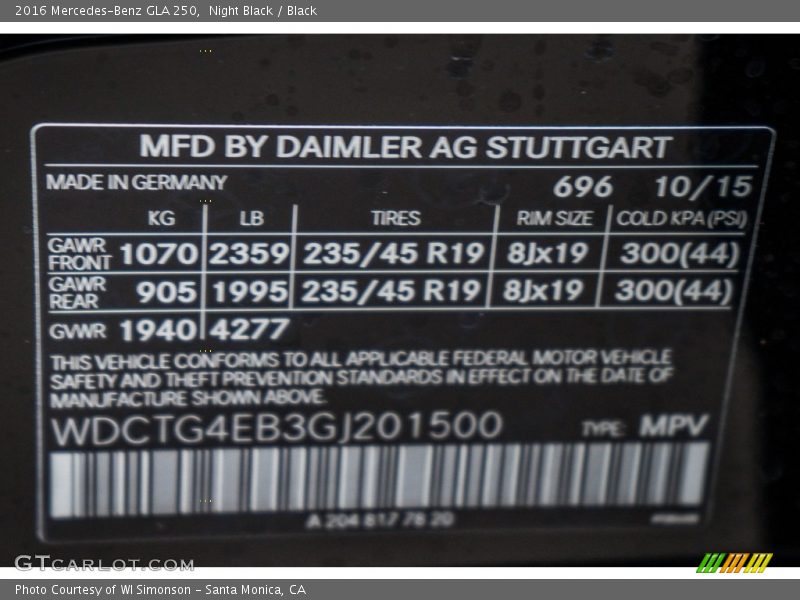 2016 GLA 250 Night Black Color Code 696