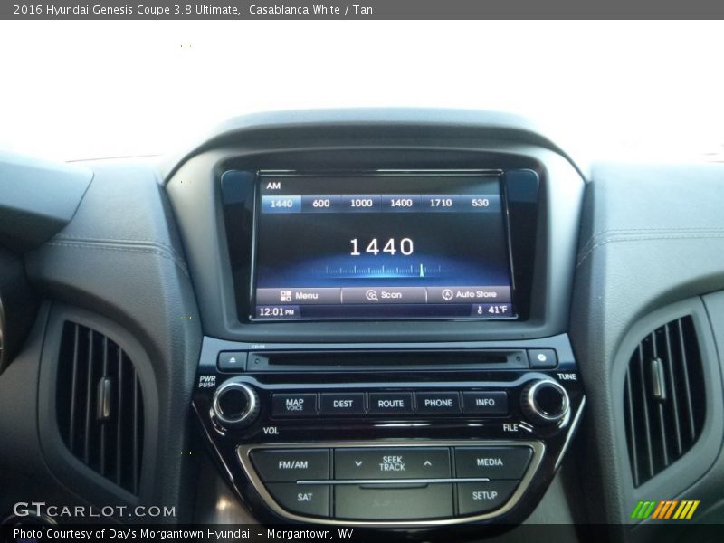 Controls of 2016 Genesis Coupe 3.8 Ultimate