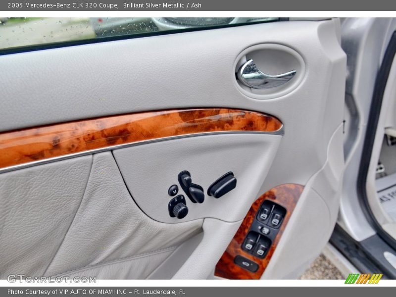 Door Panel of 2005 CLK 320 Coupe