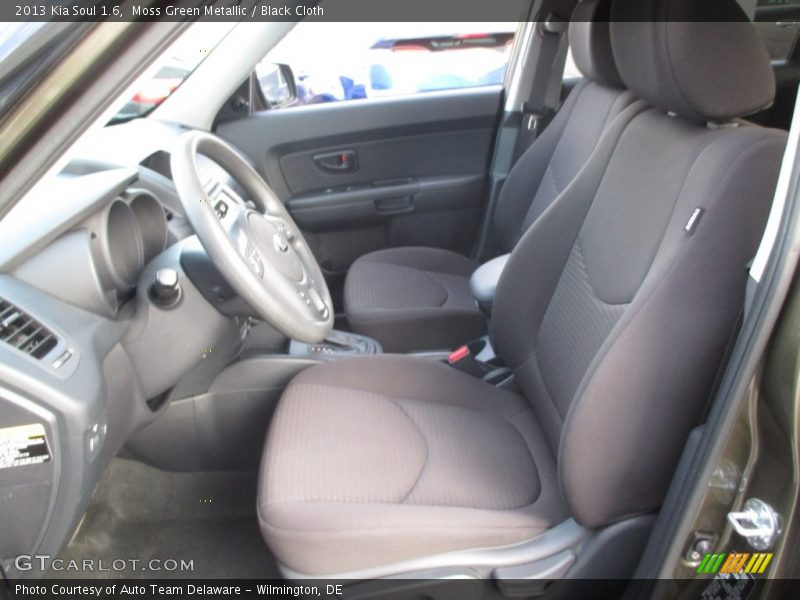 Moss Green Metallic / Black Cloth 2013 Kia Soul 1.6