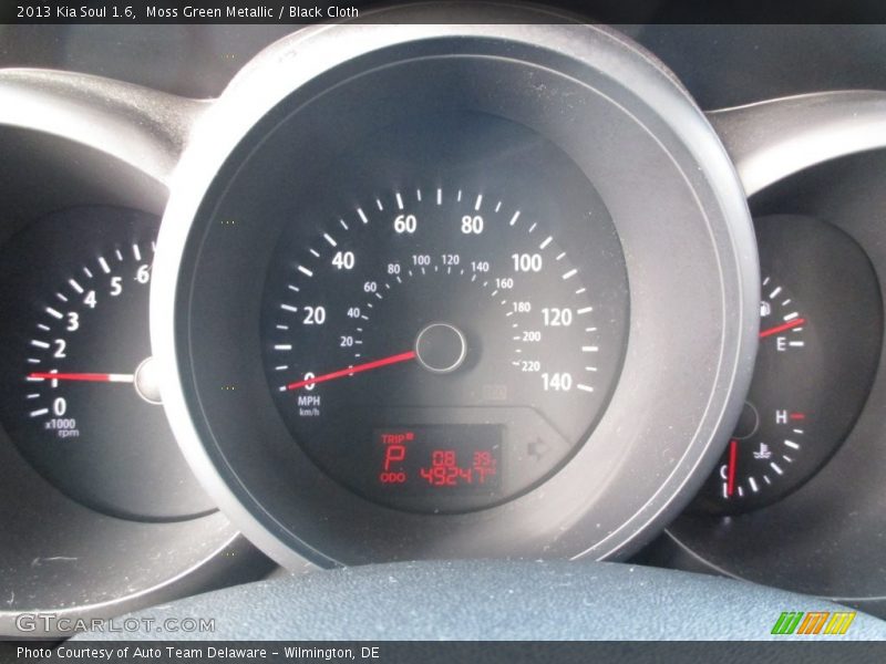 Moss Green Metallic / Black Cloth 2013 Kia Soul 1.6