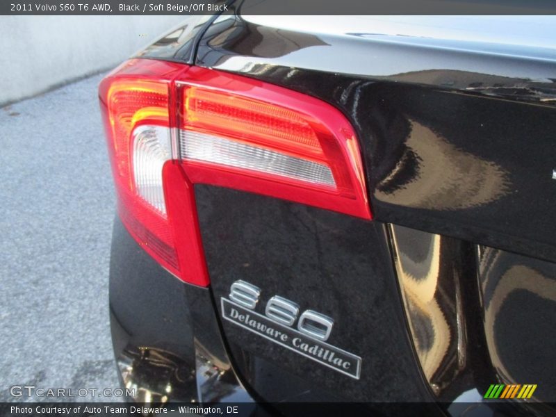Black / Soft Beige/Off Black 2011 Volvo S60 T6 AWD
