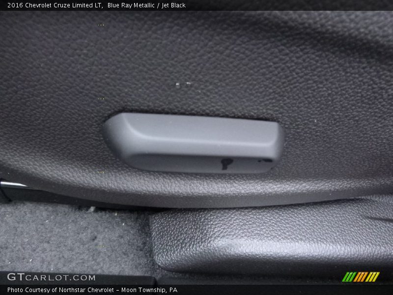 Blue Ray Metallic / Jet Black 2016 Chevrolet Cruze Limited LT