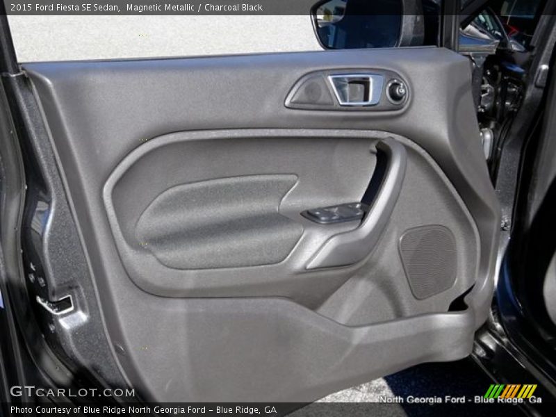 Magnetic Metallic / Charcoal Black 2015 Ford Fiesta SE Sedan