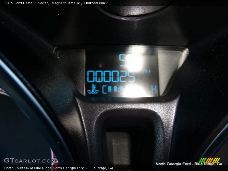 Magnetic Metallic / Charcoal Black 2015 Ford Fiesta SE Sedan