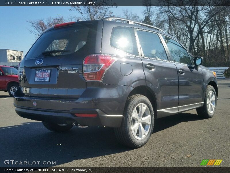 Dark Gray Metallic / Gray 2016 Subaru Forester 2.5i