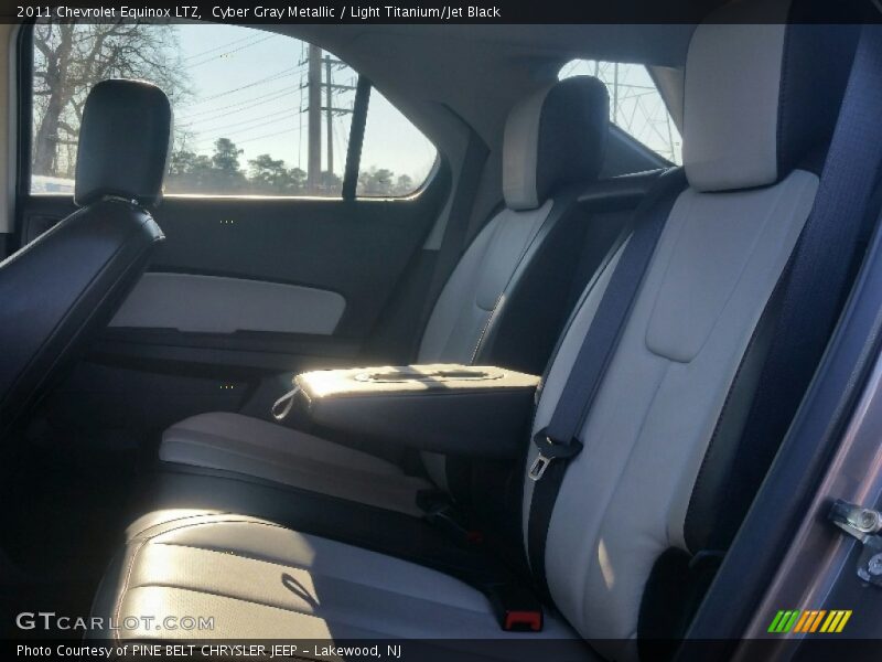 Cyber Gray Metallic / Light Titanium/Jet Black 2011 Chevrolet Equinox LTZ