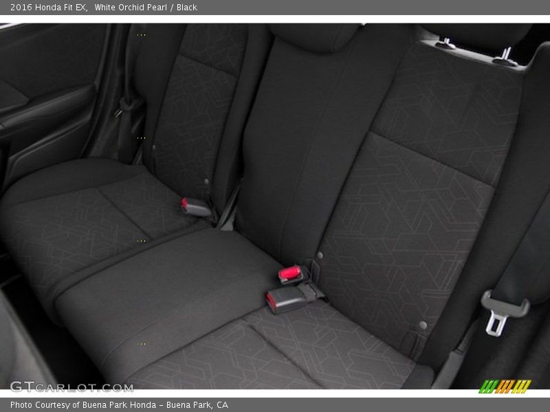 White Orchid Pearl / Black 2016 Honda Fit EX