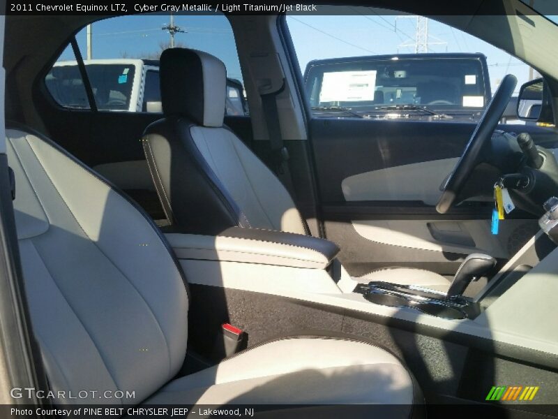 Cyber Gray Metallic / Light Titanium/Jet Black 2011 Chevrolet Equinox LTZ