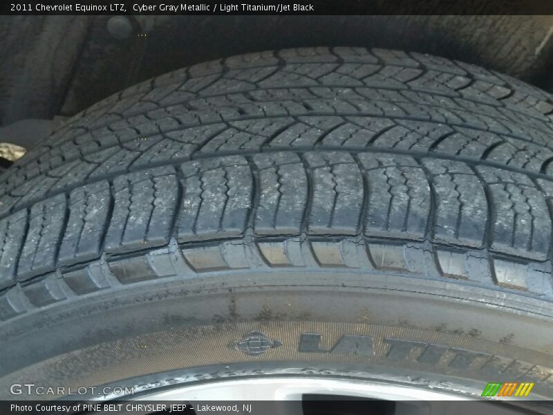Cyber Gray Metallic / Light Titanium/Jet Black 2011 Chevrolet Equinox LTZ