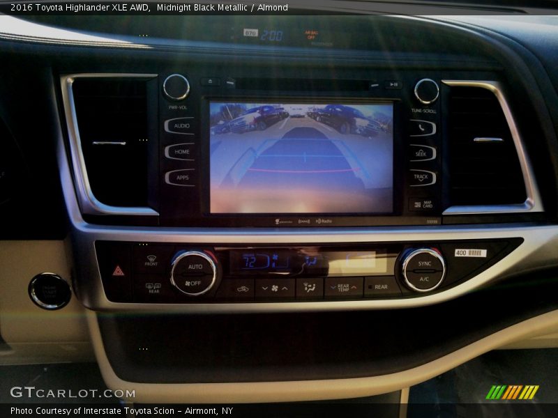 Midnight Black Metallic / Almond 2016 Toyota Highlander XLE AWD