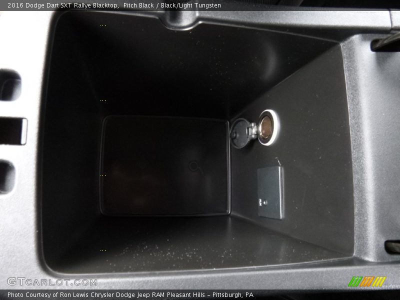 Pitch Black / Black/Light Tungsten 2016 Dodge Dart SXT Rallye Blacktop