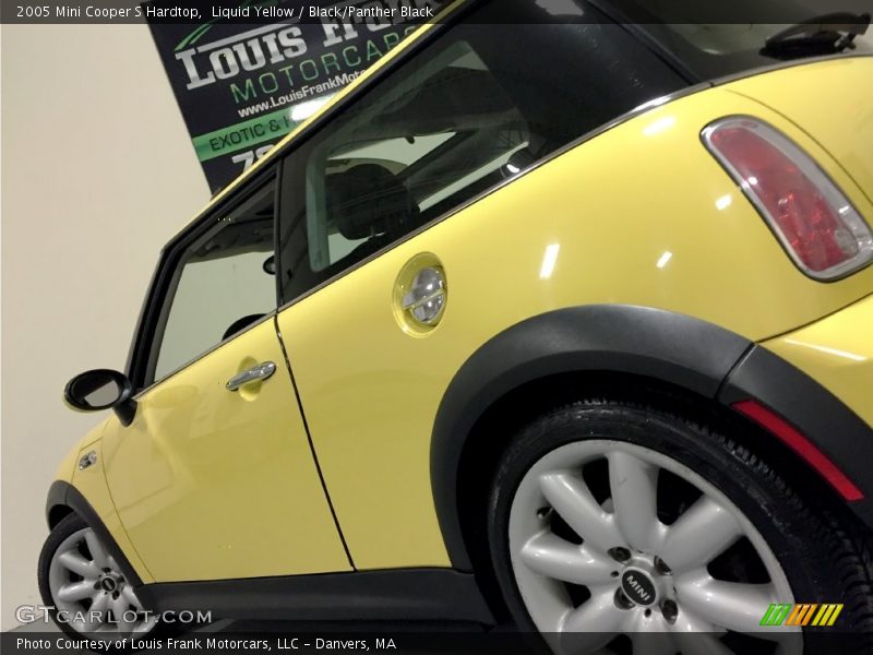 Liquid Yellow / Black/Panther Black 2005 Mini Cooper S Hardtop