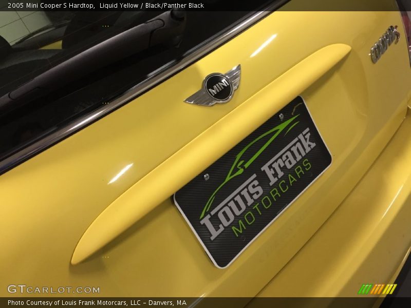 Liquid Yellow / Black/Panther Black 2005 Mini Cooper S Hardtop